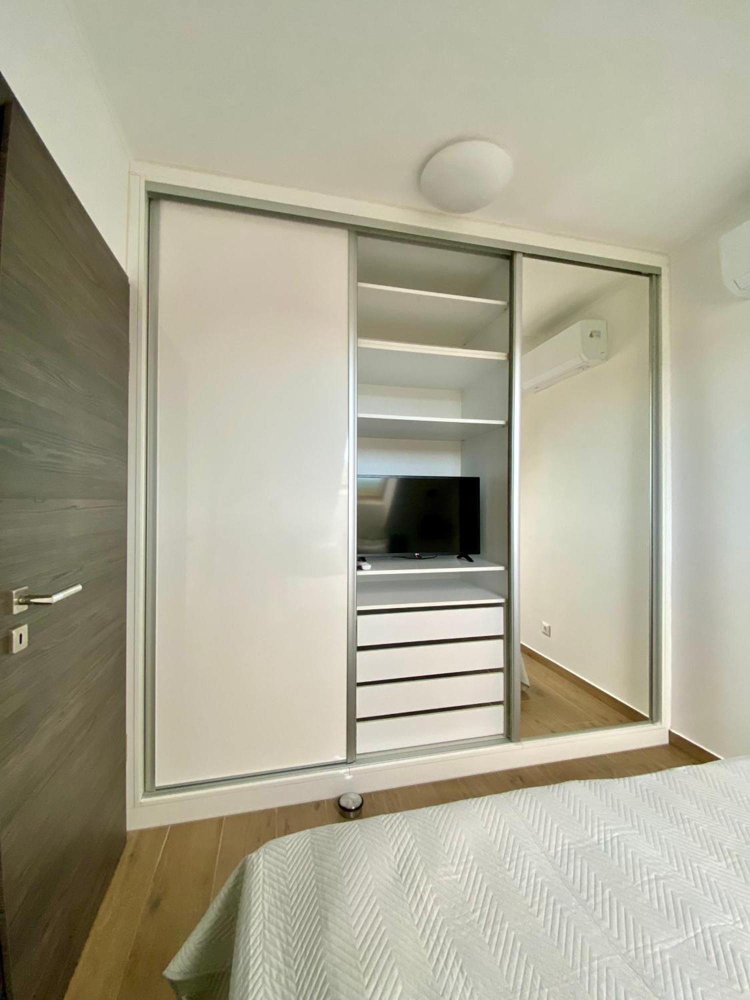 Hello 3b Apartament *